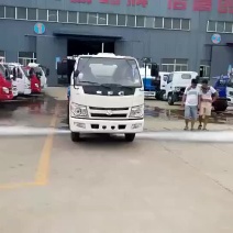 洒水车