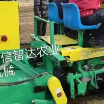 土豆播种机，红薯移栽机，收获机
