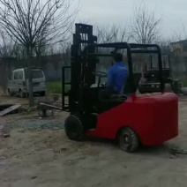 厂家直销电动叉车，质量保证，价格实惠，欢迎咨询报价