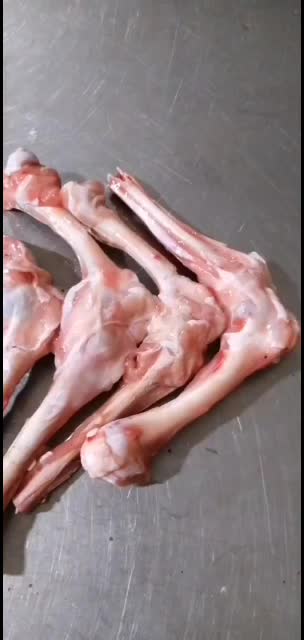 大羊棒骨吸骨髓熬汤麻辣火锅