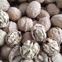 核桃，出自中国核桃之乡大姚的纸皮核桃