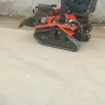 履带小型微耕机