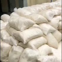 新鲜脱水豆渣，薄膜袋包装，好操作，易保存，五十斤左右一包