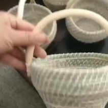 纯手工艺品，老妈纯手工编织而成，有喜欢的联系