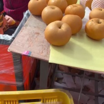 秋月梨出库。需要的老板联系