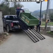 履带运输车