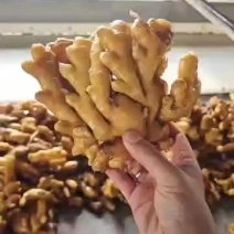 精品大黄姜，产地直供，健康有机，香气扑鼻，多种用途。