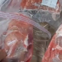 大块牛腿肉