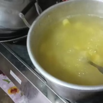 新鲜出炉黄心木薯粉粉糯糯的