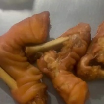酱香带骨羊蹄