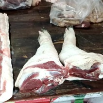 粮食黑毛土猪肉