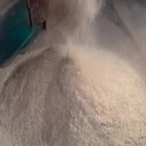 核桃粉高脂肪育肥快喂牛羊鸡鸭鹅都可以需要的朋友联系