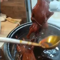 卤鸭正宗的杭州味道卤鸭