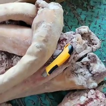 带皮牛尾