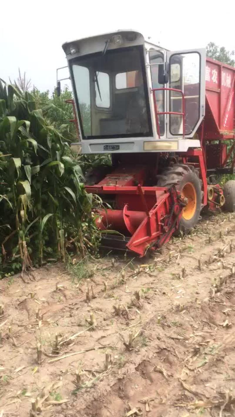 茎秆收集处理机械