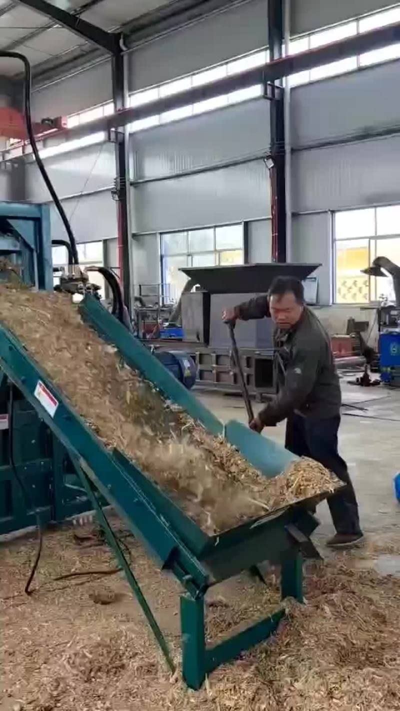 秆液压压块机玉米小麦蒜皮牛羊牧草饲料青黄储全自动打包压块
