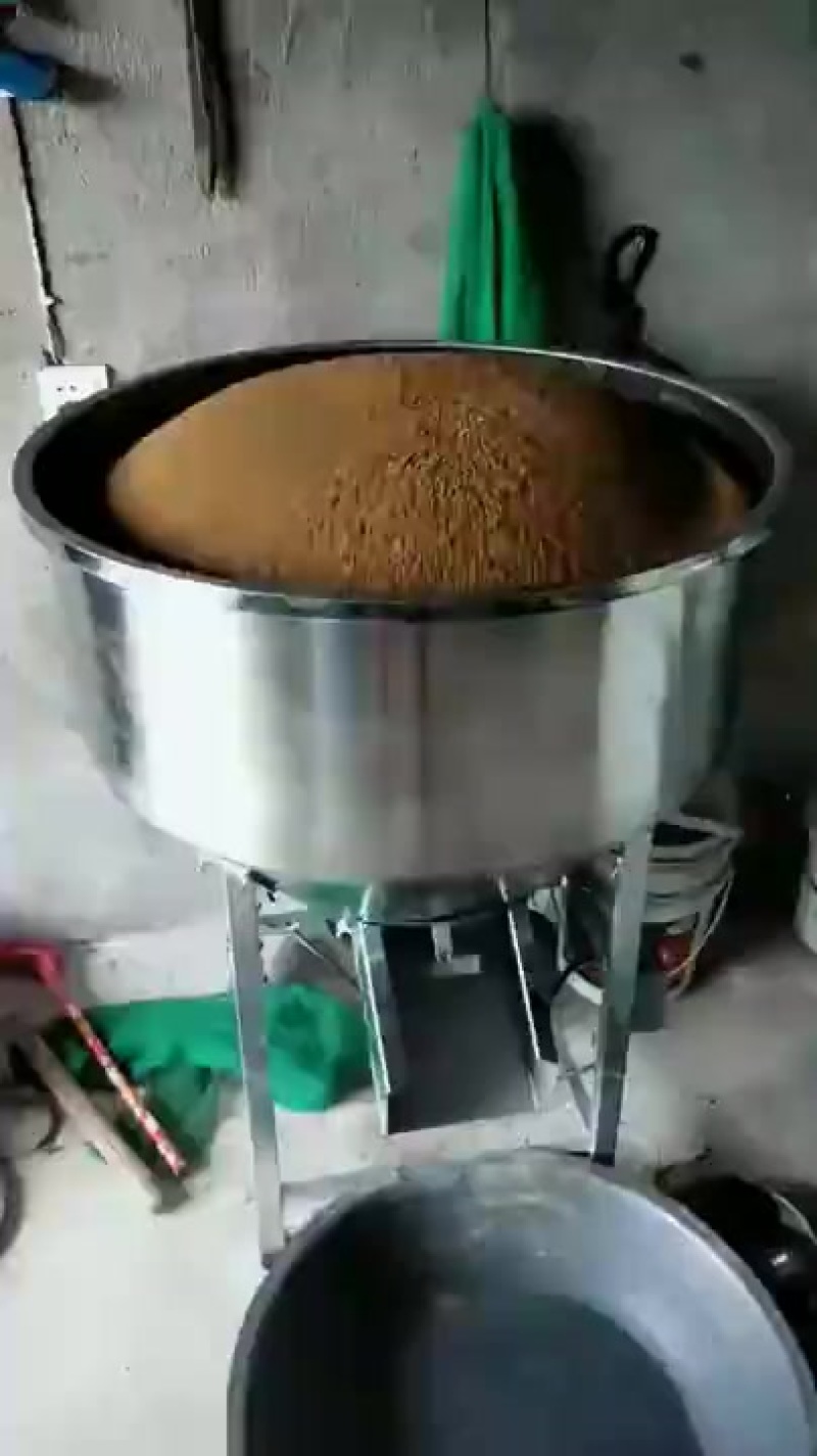 牛羊牧草饲料搅拌机