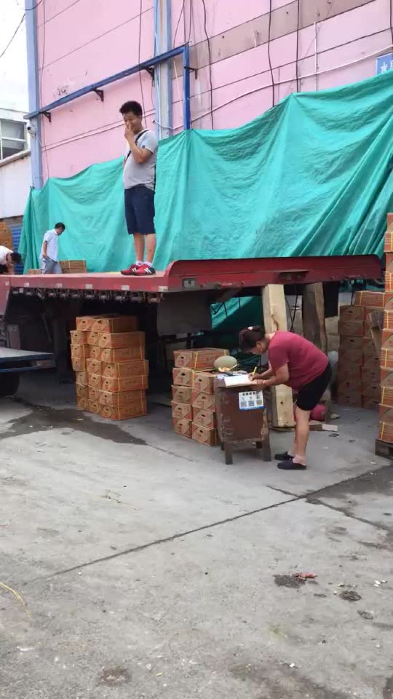 看清楚！我们是市场代卖，不是产地，价格只是象征