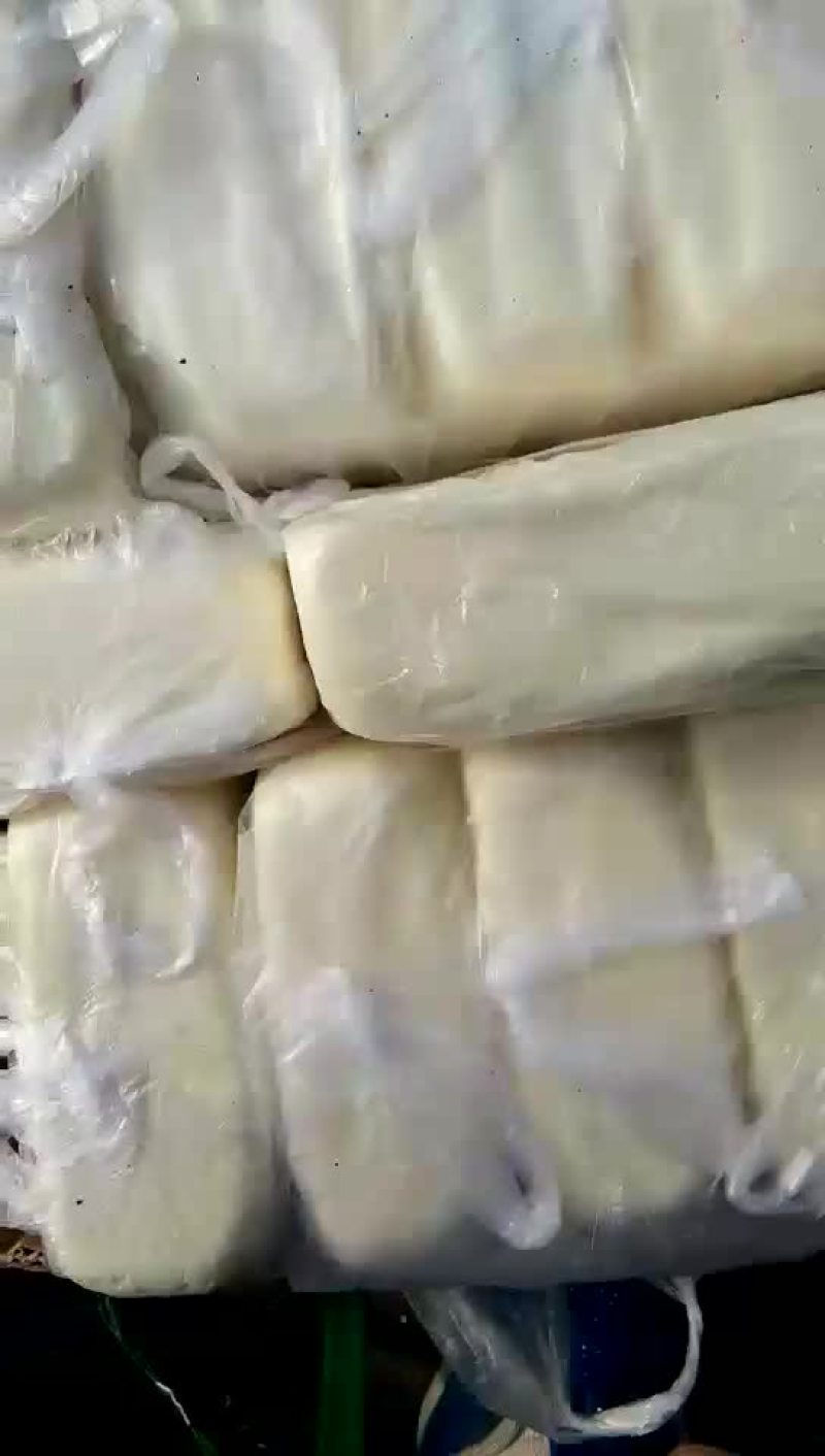 纯正的内蒙古奶豆腐