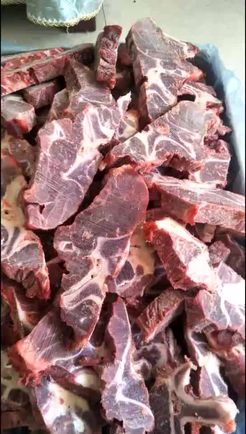 牛脖骨肉多多