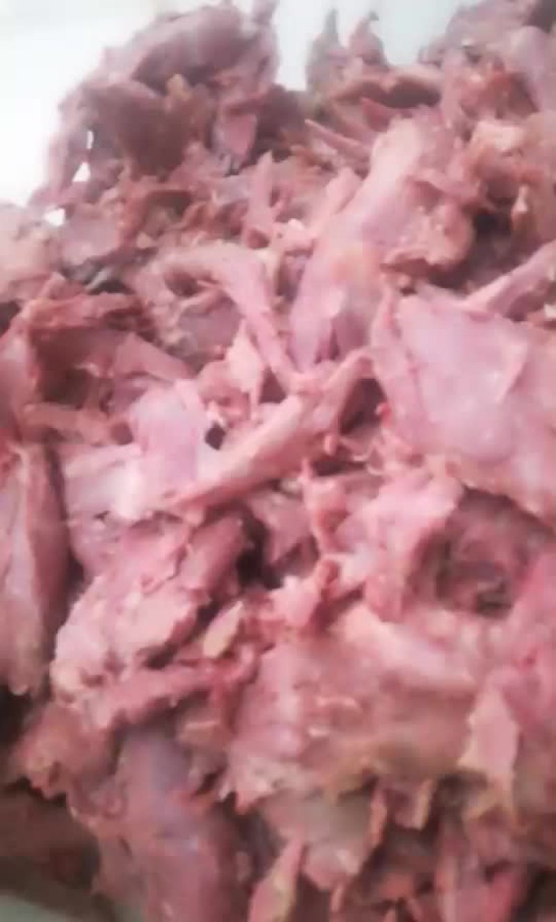 新鲜拆骨肉