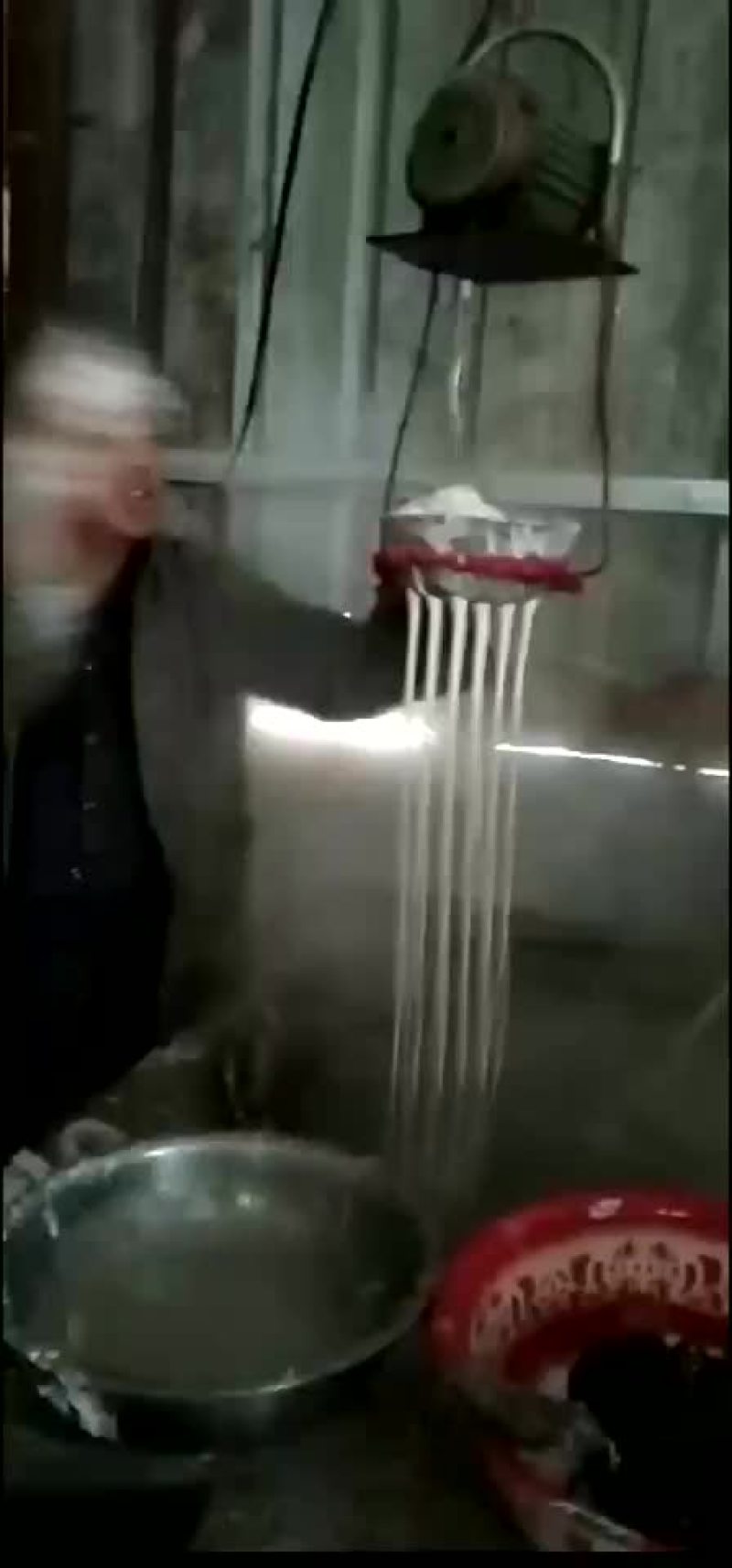 纯红薯纯手工粉条预订中