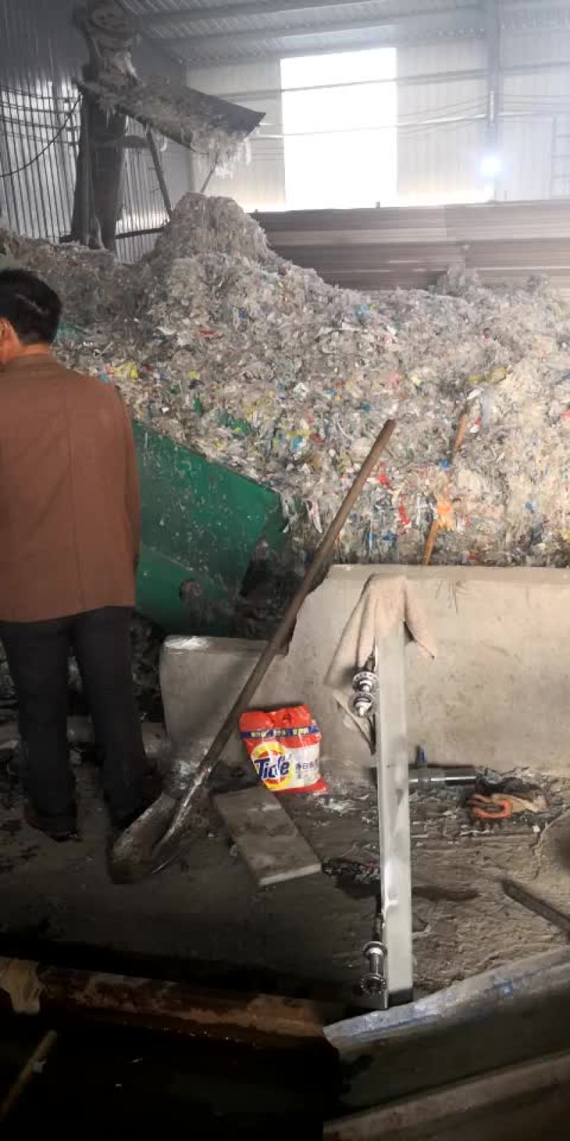 高压聚乙烯颗粒大量现货