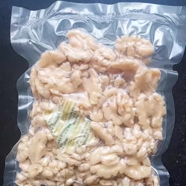 脱衣烘干核桃仁