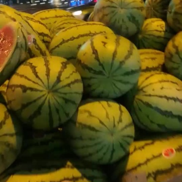 正宗宁夏西瓜。