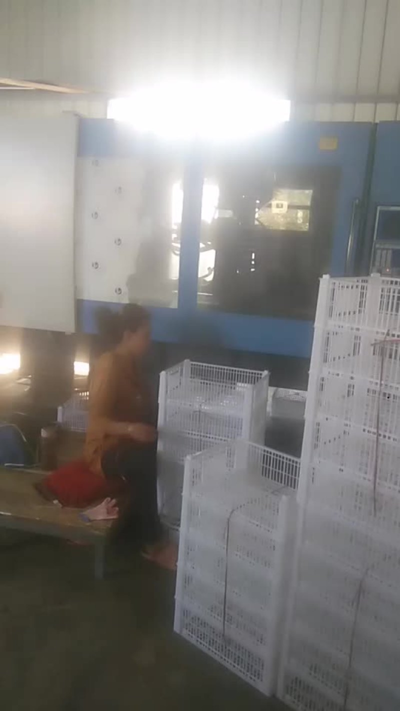 葡萄包装，各种规格塑料筐。