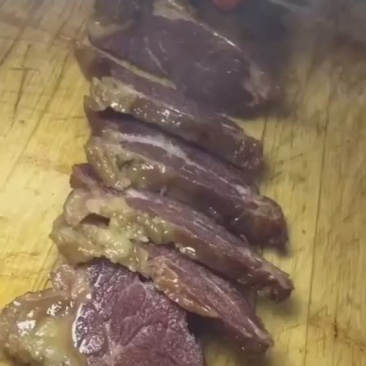 伊犁熏马肉