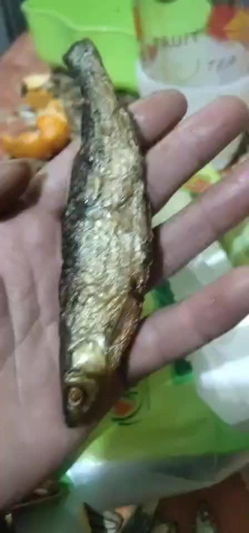 果炭火焙餐条鱼