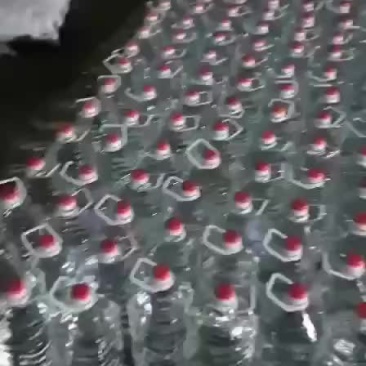 纯粮酒纯粮酿造无任何添加剂和食用酒精！