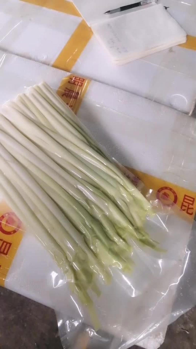 微山湖蒲菜加工，真空包装