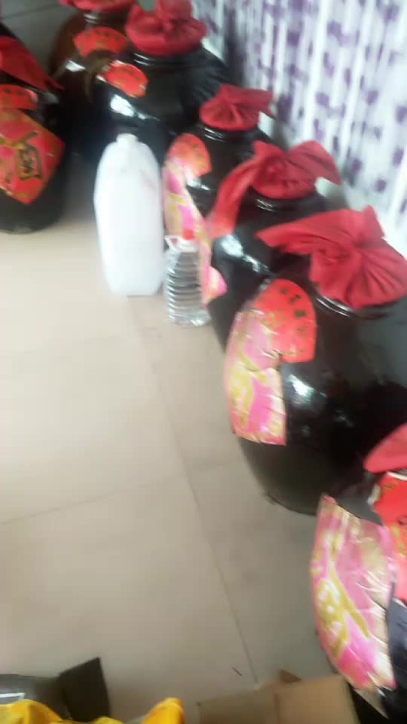 南大大满罐酒坊