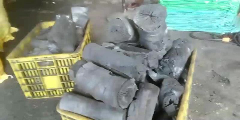 大量供应优质荔枝木炭