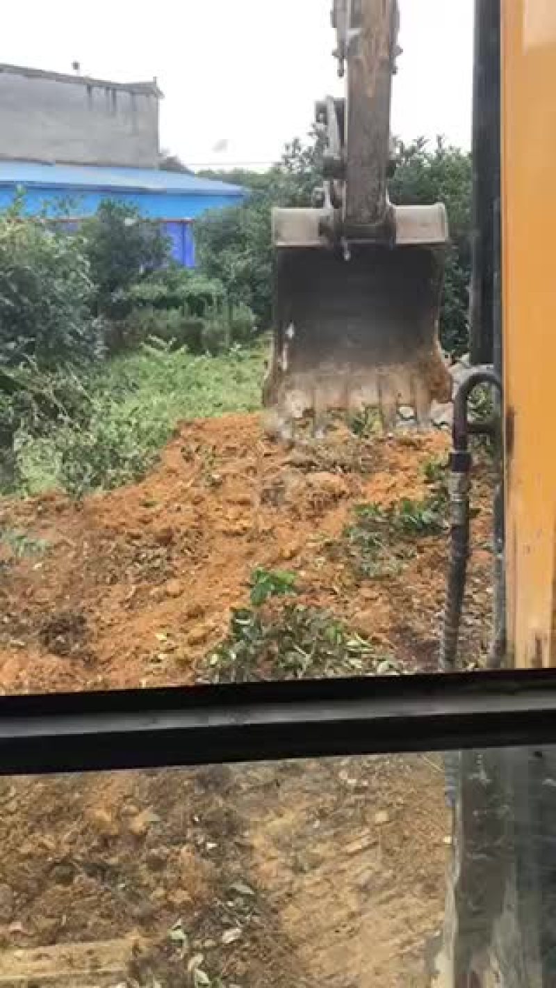 出租3亩左右的空地，可做厂房，顺大路
