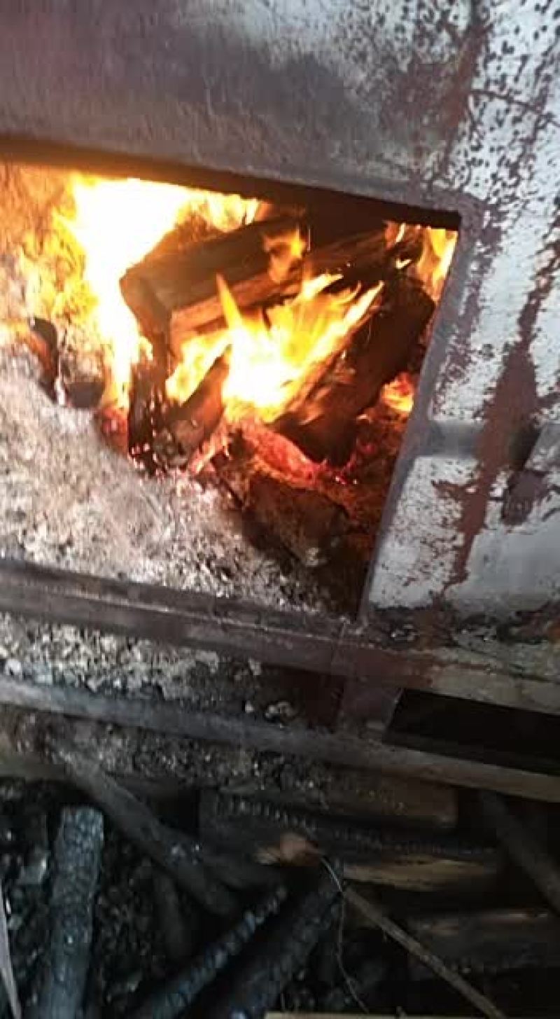 石城县铁锅炒湿仔花生