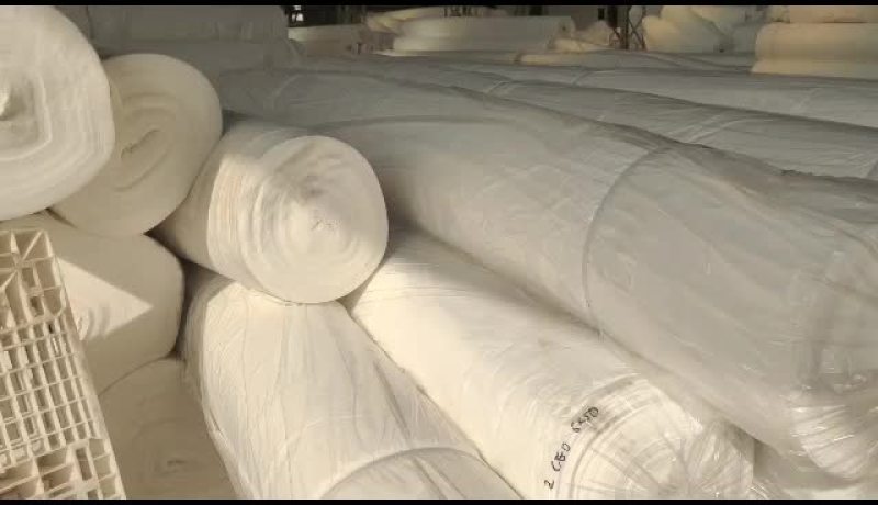 公司新进来的设备长丝500g土工布正在生产预售中。