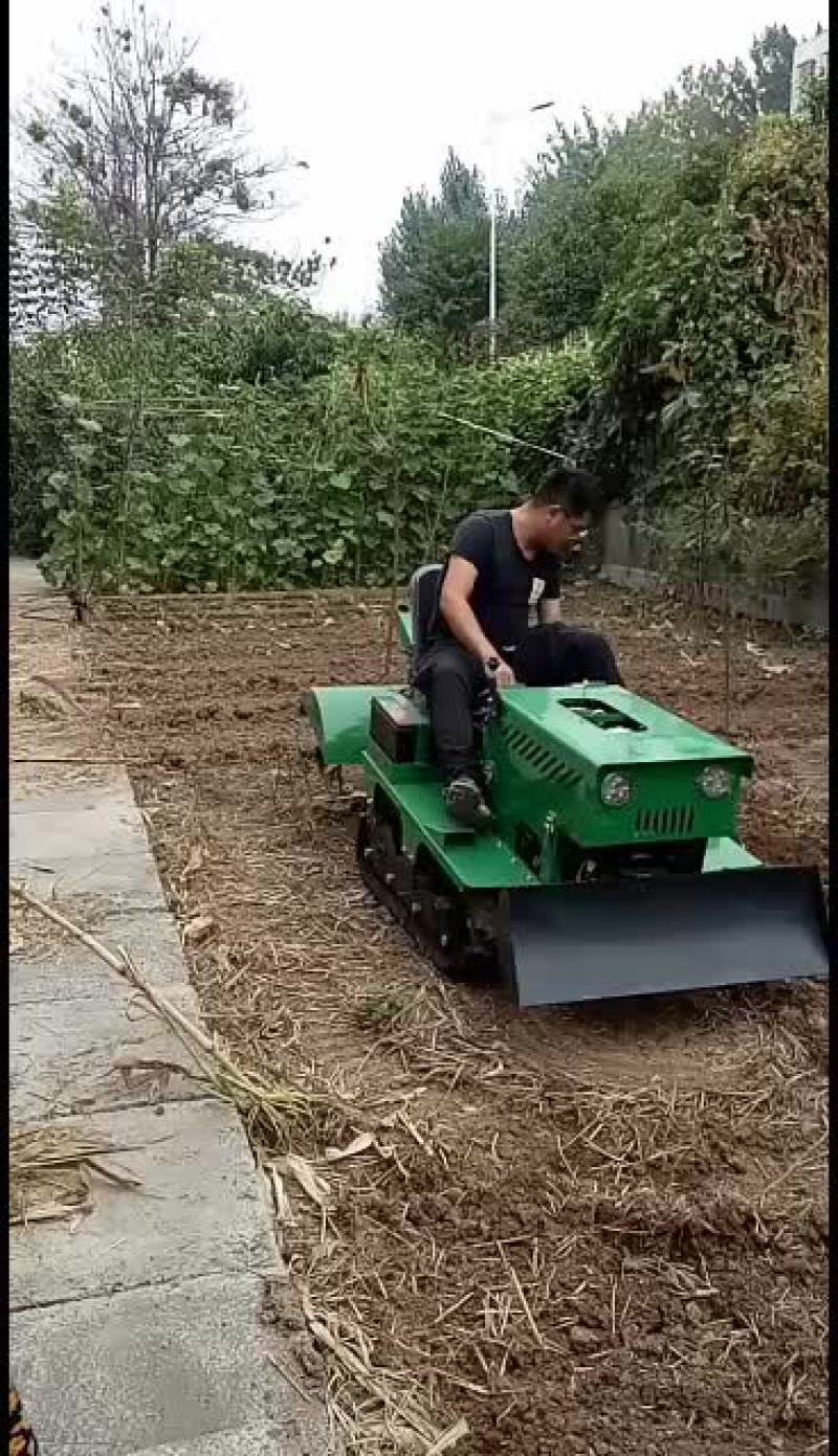 履带乘坐式柴油16马力推土机，大棚耕整旋地机，自走式
