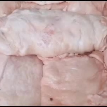 新鲜板油，每天从市场上收回来的，货源充足，品质保障，欢迎联系