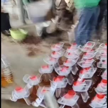 茶籽油大量批发需要的老板联系我