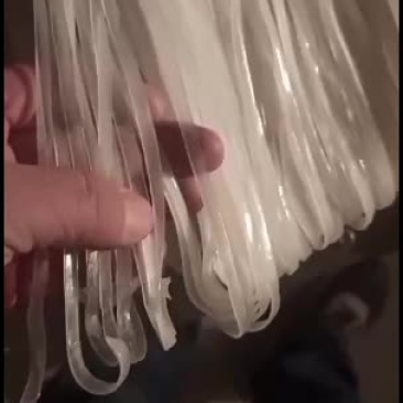 自家粉条厂常年批发零售各种纯手工粉条