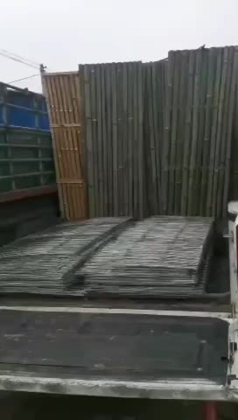 你养殖我回收帮你发家致富咱们场免费提供笼子饲料