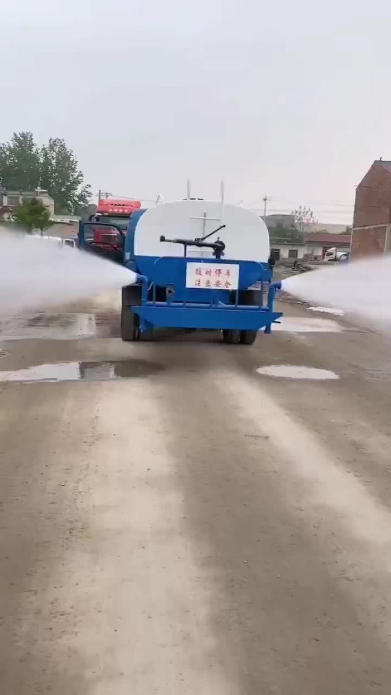 东风多利卡8方洒水车，二手洒水车，