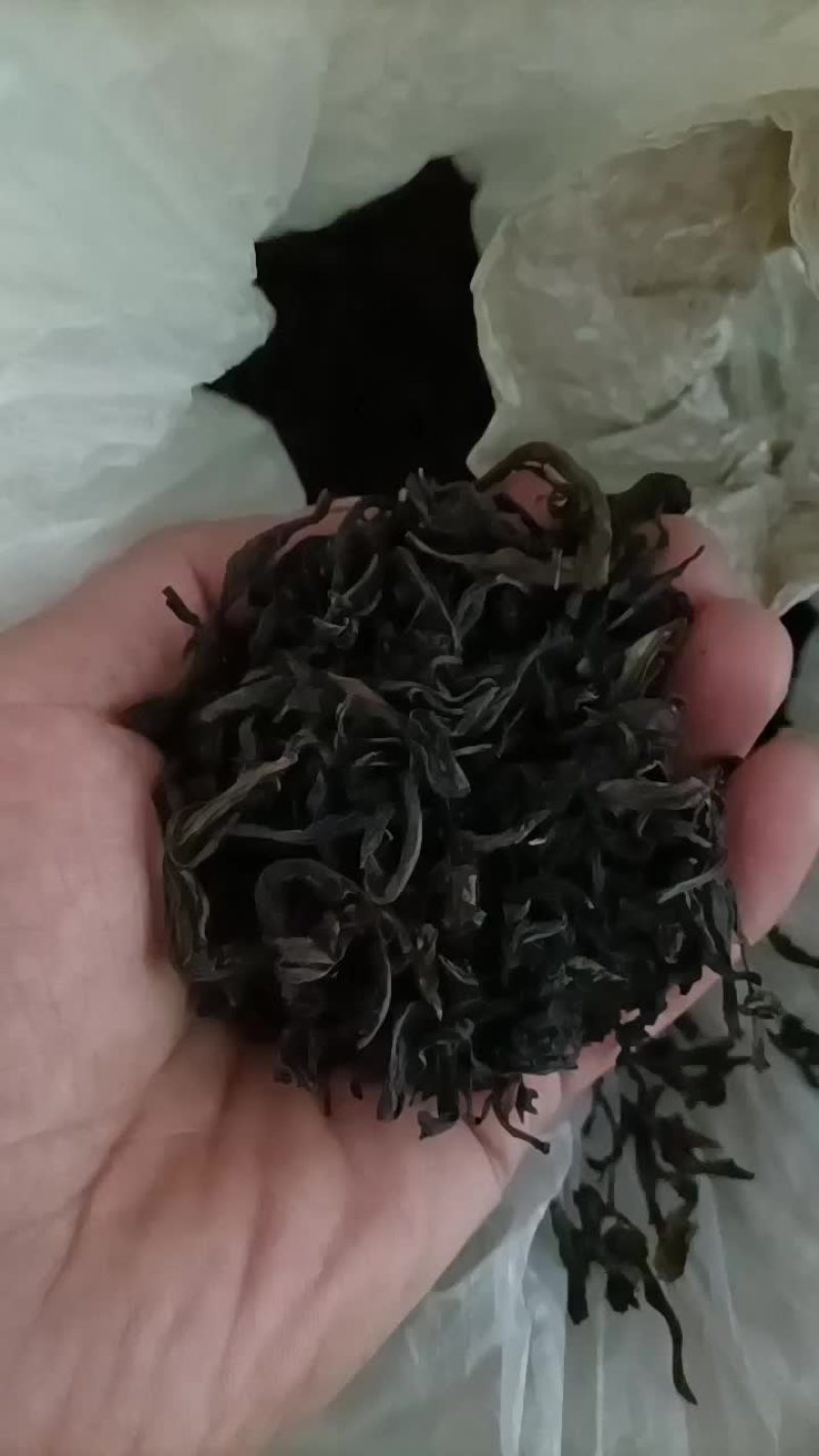 岩茶和红茶高山野茶