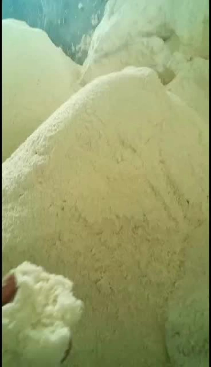 散装豆腐渣，豆渣新鲜，水份干爽，货源充足