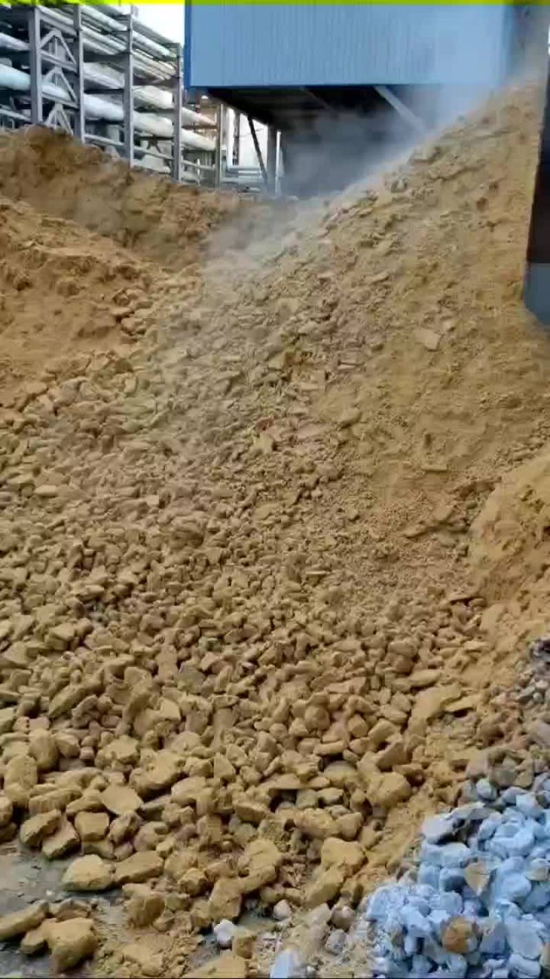 熟玉米渣，湿柠檬酸渣，便宜代替草料，猪牛羊马驴鸡鸭鹅