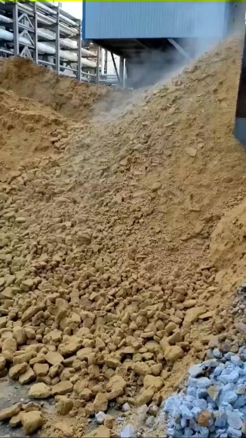 熟玉米渣，湿柠檬酸渣，便宜代替草料，猪牛羊马驴鸡鸭鹅