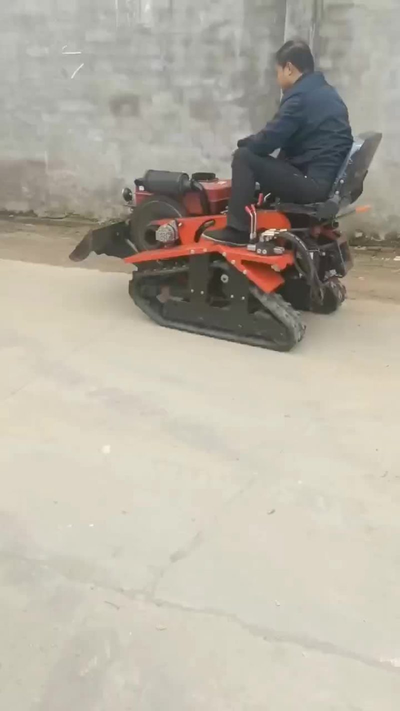 履带小型微耕机